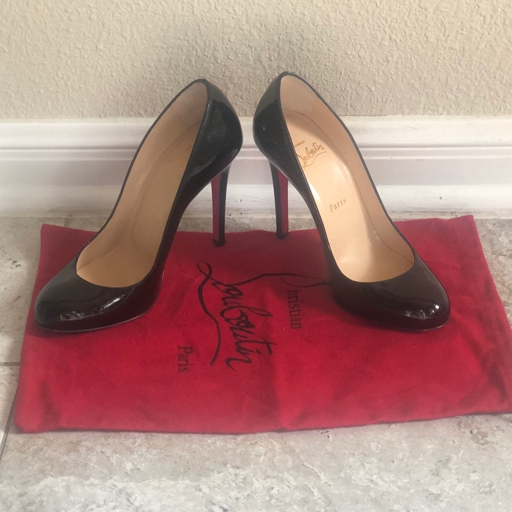 👠Christian Louboutin Black Red Bottom Heels 👠